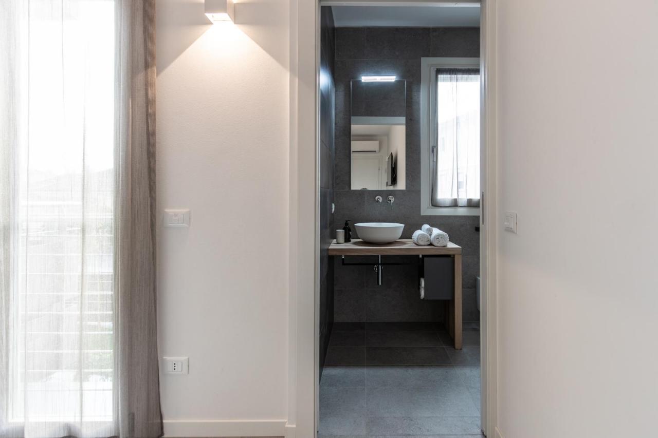 Sei Garda Apartments Peschiera del Garda Eksteriør bilde