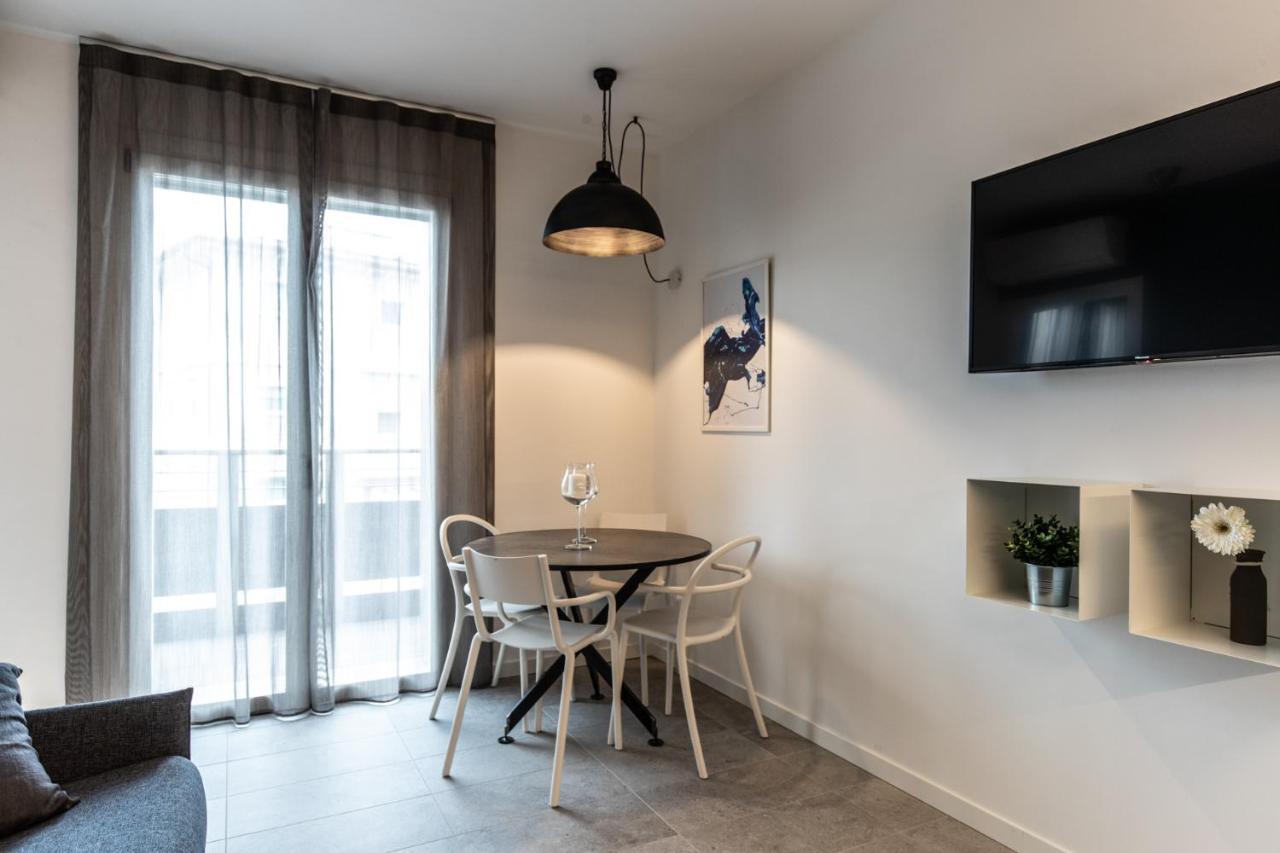 Sei Garda Apartments Peschiera del Garda Eksteriør bilde