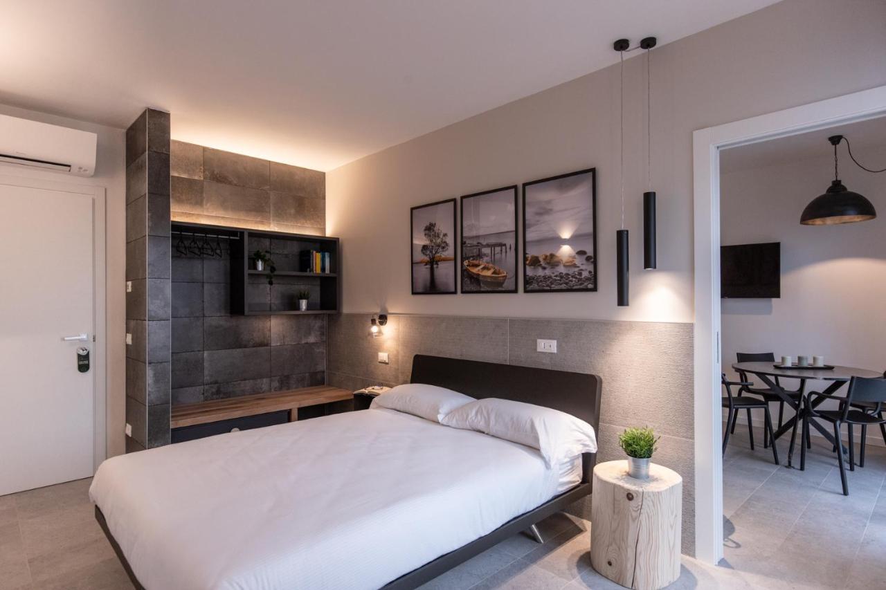 Sei Garda Apartments Peschiera del Garda Eksteriør bilde